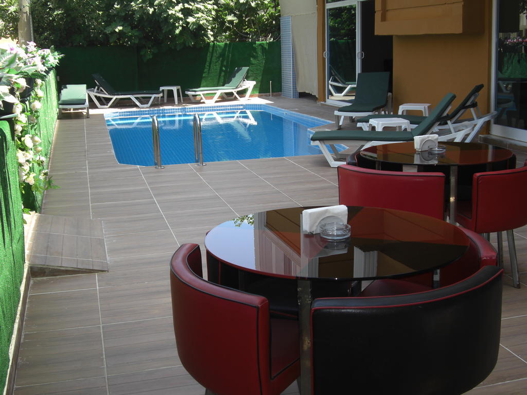 Lara Atalla Hotel Antalya Bagian luar foto