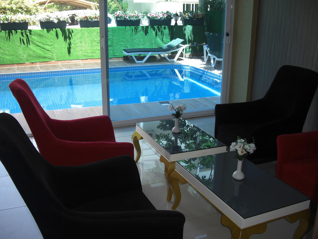 Lara Atalla Hotel Antalya Bagian luar foto