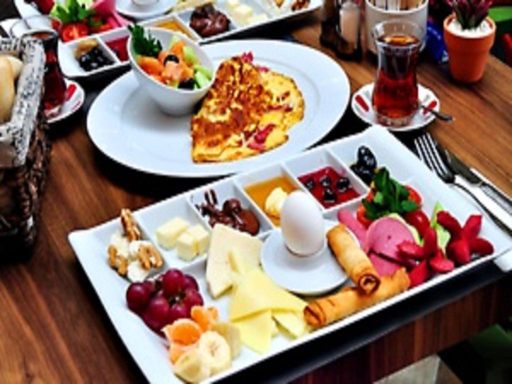 Lara Atalla Hotel Antalya Bagian luar foto